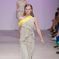 Lisbon Fashion Week Spring Summer 2012 Ready To Wear - Luis Buchinho - Catwalk